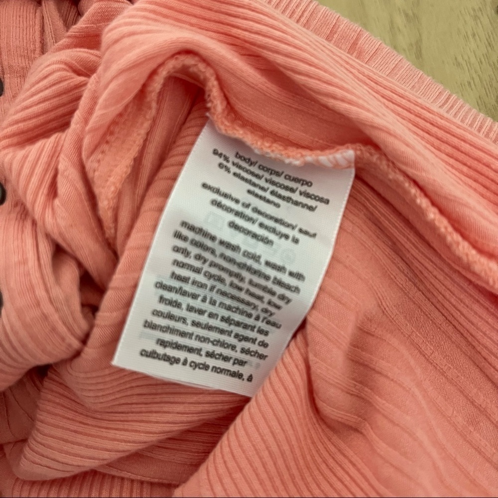 TOMMY JEANS sz M Peach Orange Henley Crop Top Short Sleeve - Picture 7 of 9